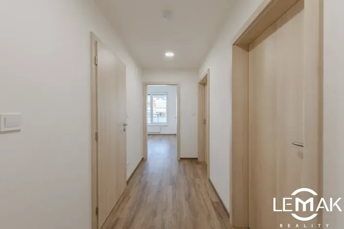 Pronájem bytu 2+kk, Olomouc, Janského, 59 m2