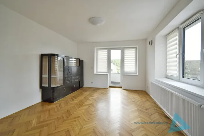 Pronájem bytu 1+kk, Nová Paka, Zahradní, 42 m2