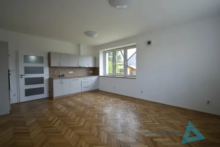 Pronájem bytu 2+kk, Nová Paka, Zahradní, 62 m2