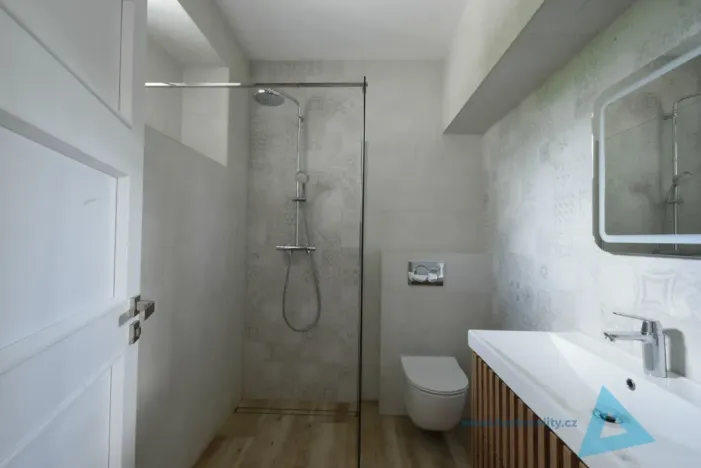 Pronájem bytu 2+kk, Nová Paka, Zahradní, 62 m2