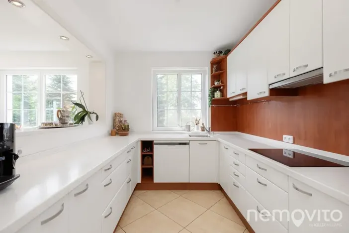 Prodej vily, Křížkový Újezdec, 412 m2