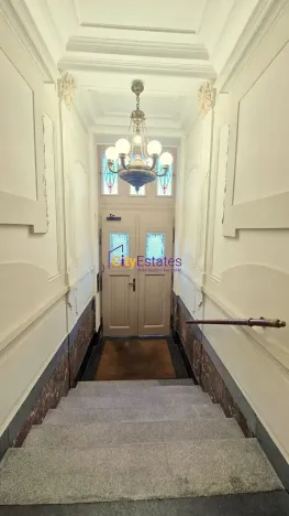 Prodej bytu 1+1, Praha - Smíchov, Janáčkovo nábřeží, 50 m2