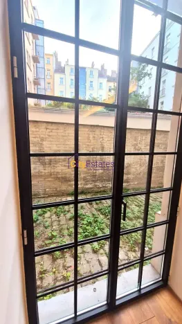 Prodej bytu 1+1, Praha - Smíchov, Janáčkovo nábřeží, 50 m2