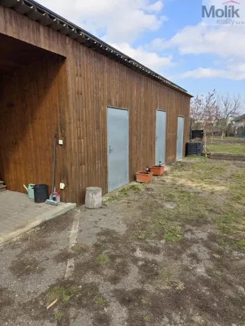 Pronájem bytu 3+1, Lom, nám. Republiky, 103 m2