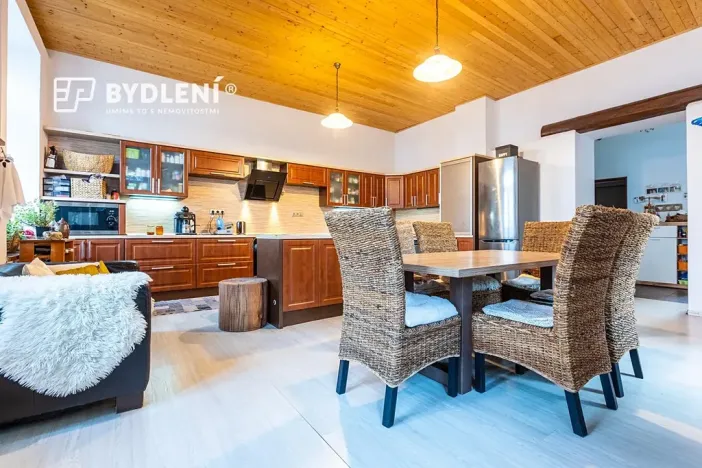 Prodej podílu rodinného domu, Chabařovice, 333 m2