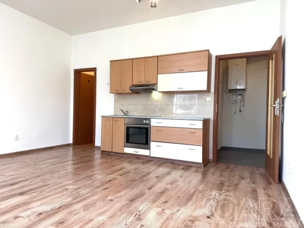 Pronájem bytu 1+kk, Milevsko, Masarykova, 33 m2