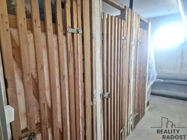 Prodej bytu 4+1, Hustopeče, U Větrolamu, 88 m2