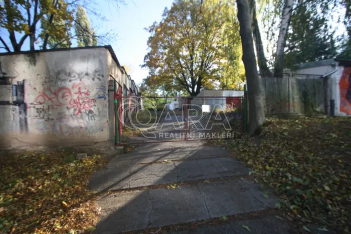 Prodej garáže, Praha, Generála Píky, 15 m2