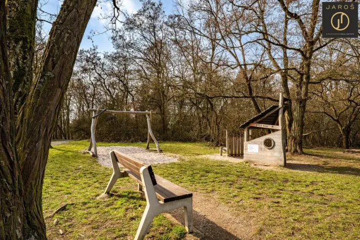 Prodej bytu 2+1, Plzeň - Doubravka, Ke Špitálskému lesu, 58 m2