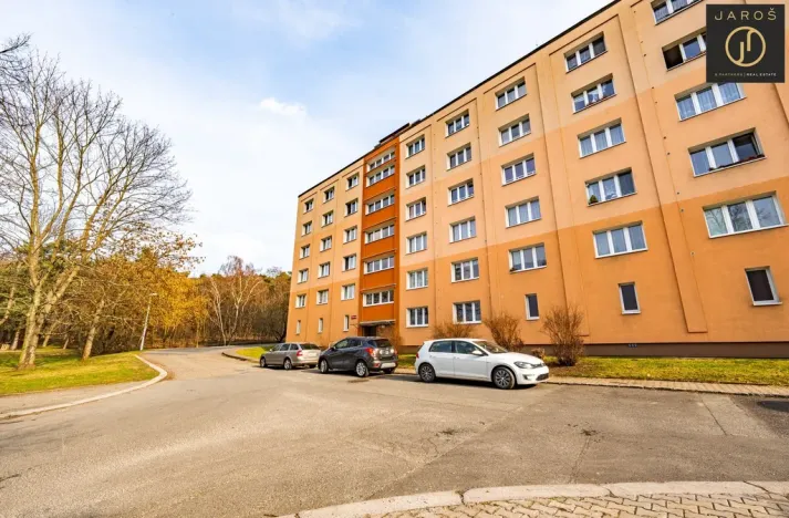 Prodej bytu 2+1, Plzeň - Doubravka, Ke Špitálskému lesu, 58 m2