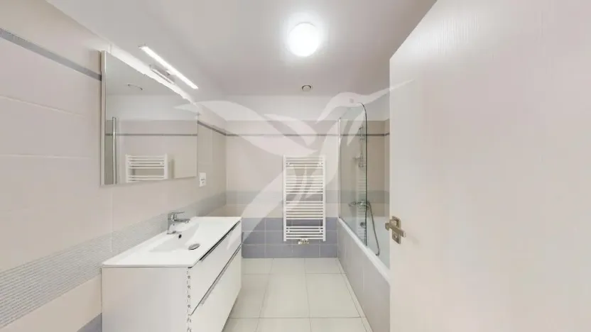 Pronájem bytu 3+kk, Praha - Újezd, Diamantová, 75 m2