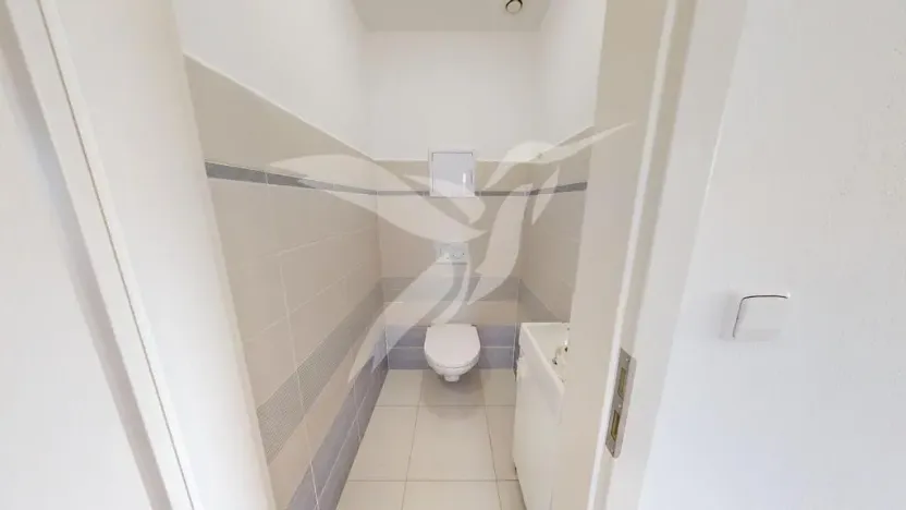 Pronájem bytu 3+kk, Praha - Újezd, Diamantová, 75 m2