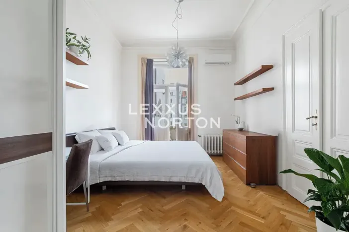 Prodej bytu 3+1, Praha - Nové Město, Soukenická, 99 m2