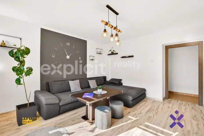 Prodej bytu 3+1, Bojkovice, Fučíkova čtvrť, 61 m2