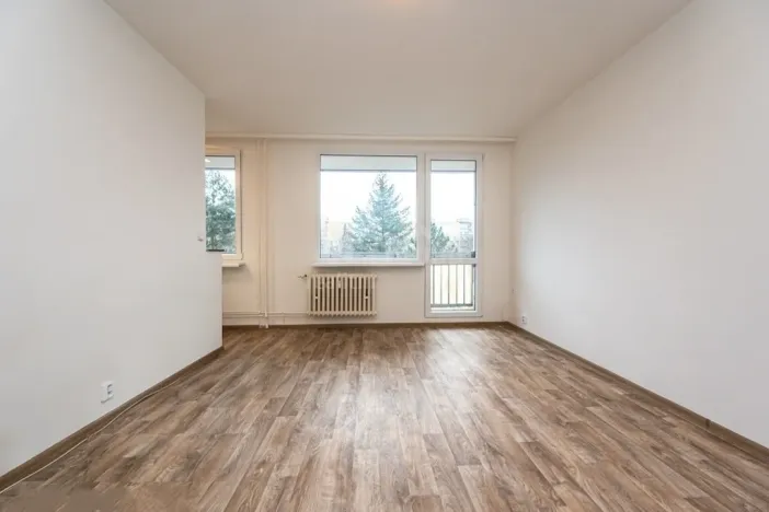 Pronájem bytu 1+kk, Praha - Střížkov, Rumburská, 36 m2