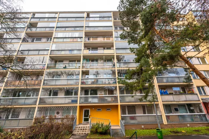 Pronájem bytu 1+kk, Praha - Střížkov, Rumburská, 36 m2