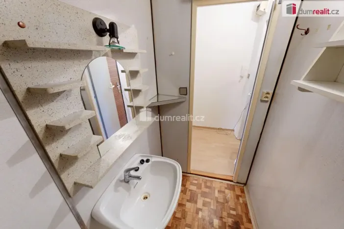 Prodej bytu 1+kk, Ostrava - Poruba, Francouzská, 27 m2