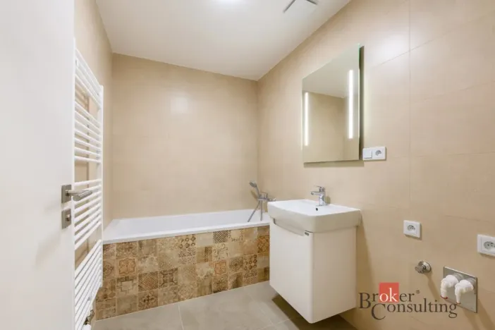 Pronájem bytu 2+kk, Plzeň - Jižní Předměstí, Železná, 73 m2