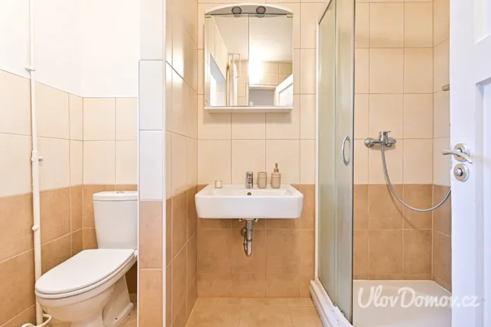 Prodej bytu 2+1, Praha - Dejvice, Šárecká, 56 m2