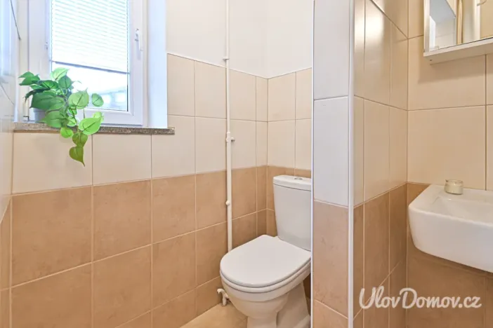 Prodej bytu 2+1, Praha - Dejvice, Šárecká, 56 m2