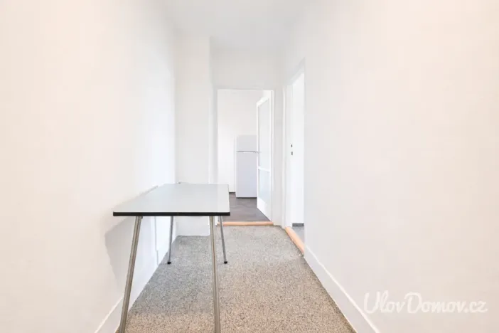 Prodej bytu 2+1, Praha - Dejvice, Šárecká, 56 m2