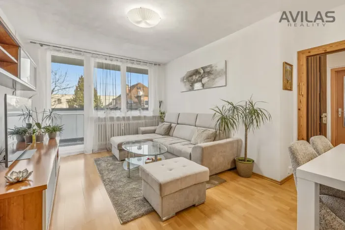 Prodej bytu 3+1, Praha - Lhotka, Mezilesní, 64 m2