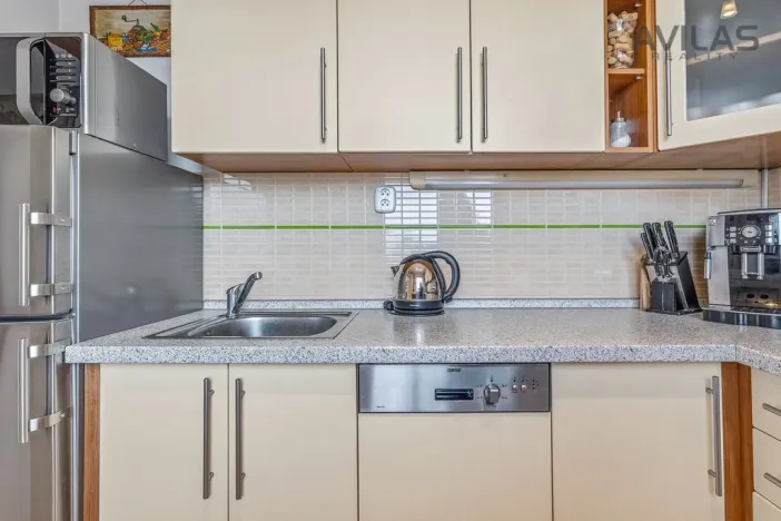 Prodej bytu 3+1, Praha - Lhotka, Mezilesní, 64 m2