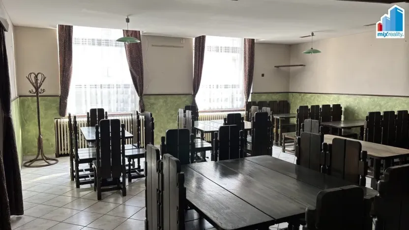 Prodej komerční nemovitosti, Kralovice, Markova tř., 600 m2