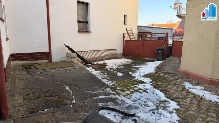 Prodej komerční nemovitosti, Kralovice, Markova tř., 600 m2