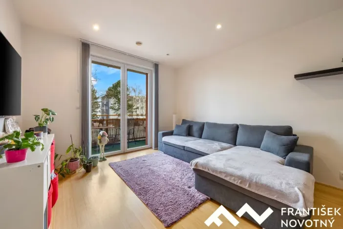 Prodej bytu 2+kk, Pohořelice, Znojemská, 51 m2