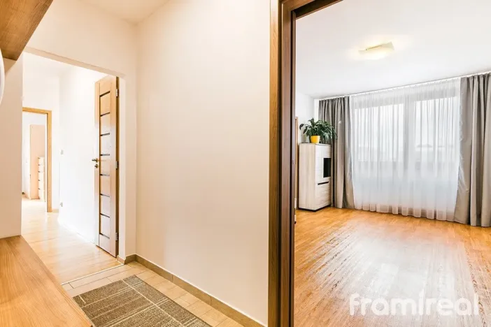 Pronájem bytu 3+1, Brno, Kamínky, 73 m2