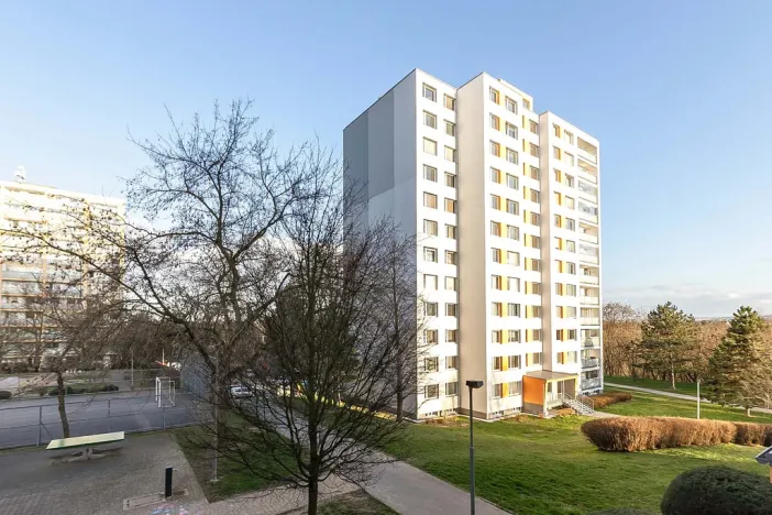 Prodej bytu 3+1, Praha - Petrovice, Jakobiho, 70 m2