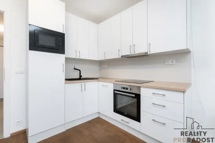 Prodej bytu 1+kk, Praha, Smržových, 30 m2