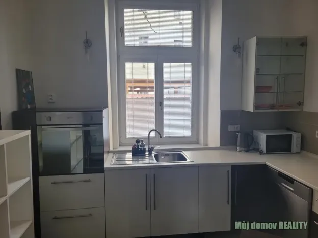 Pronájem bytu 2+1, Praha - Vinohrady, Lublaňská, 60 m2