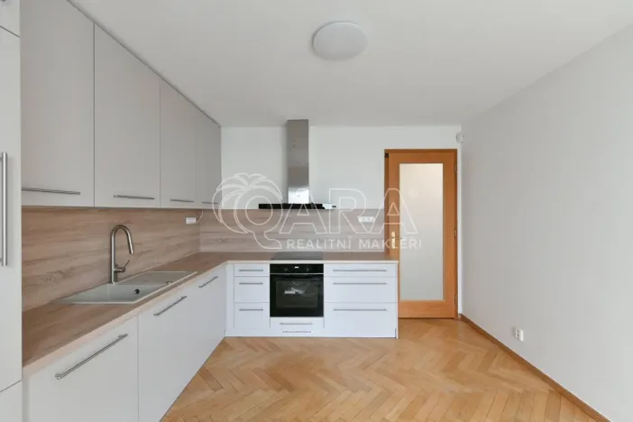 Pronájem bytu 3+1, Praha - Nové Město, Spálená, 127 m2