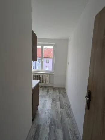Pronájem bytu 1+1, Jirkov, Ervěnická, 36 m2