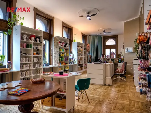 Pronájem obchodního prostoru, Brno, Štefánikova, 117 m2