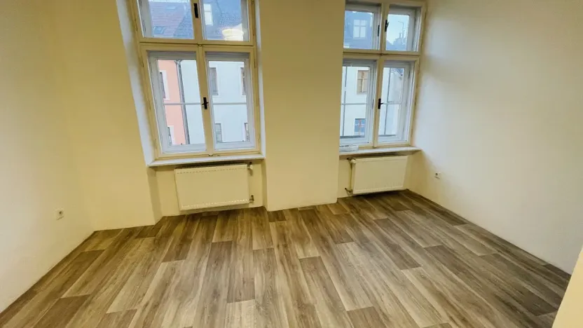 Pronájem bytu 2+kk, Jihlava, Palackého, 70 m2