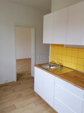 Pronájem bytu 3+1, Chodov, 1. máje, 72 m2