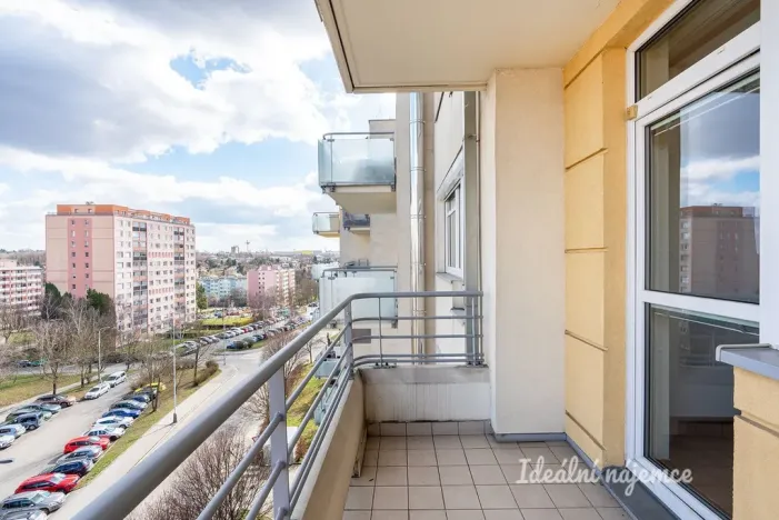 Pronájem bytu 2+kk, Praha - Řepy, Zrzavého, 45 m2