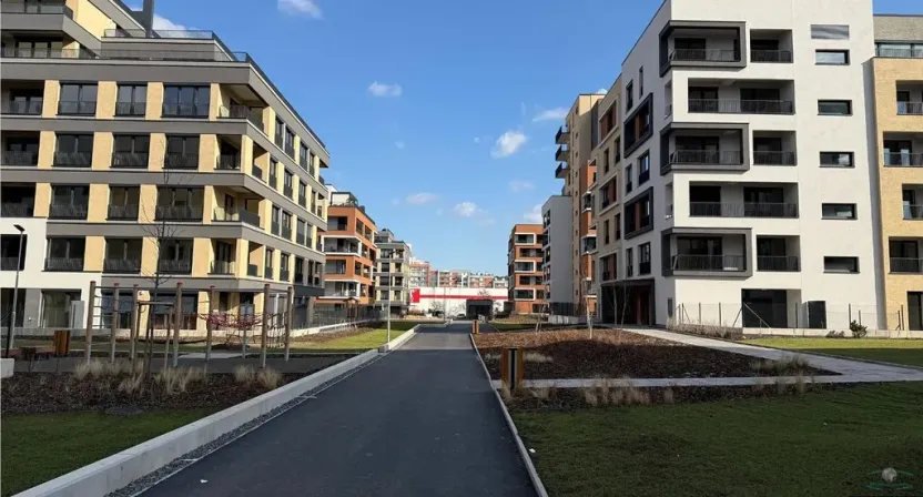 Prodej bytu 2+kk, Praha - Hloubětín, Poděbradská, 59 m2
