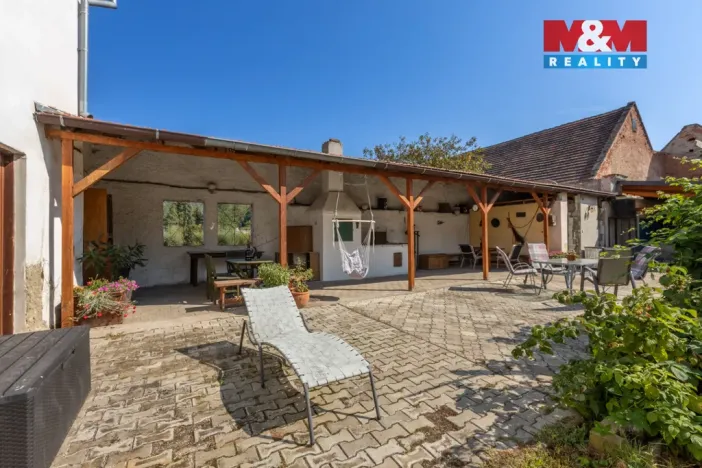 Prodej rodinného domu, Očihov - Očihovec, 500 m2