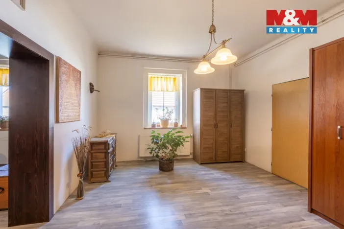 Prodej rodinného domu, Očihov - Očihovec, 500 m2