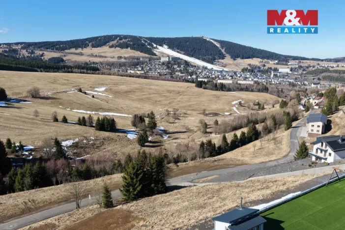 Prodej komerčního pozemku, Loučná pod Klínovcem - Loučná, 1673 m2