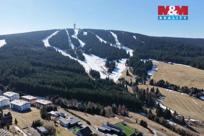 Prodej komerčního pozemku, Loučná pod Klínovcem - Loučná, 1673 m2