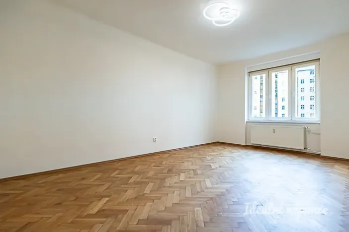 Pronájem bytu 2+1, Praha - Holešovice, Strojnická, 95 m2