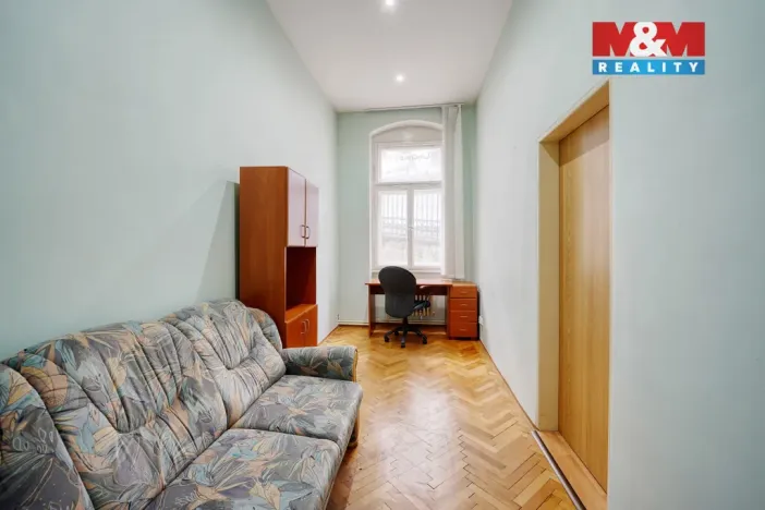 Prodej bytu 3+kk, Karlovy Vary, Zámecký vrch, 72 m2