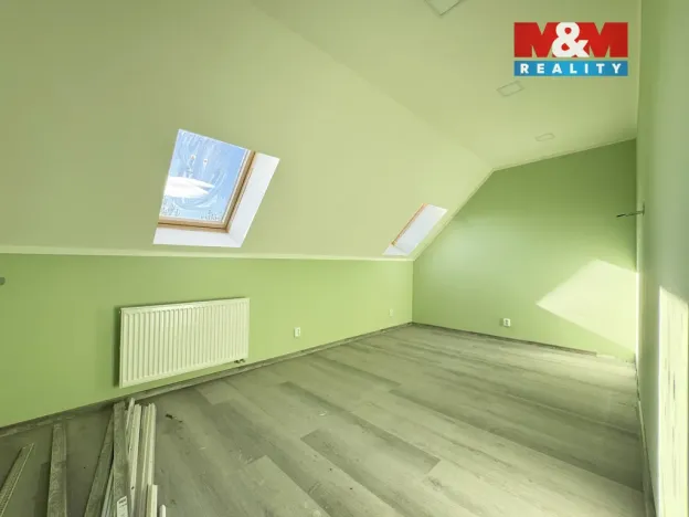 Prodej rodinného domu, Smolné Pece, 202 m2