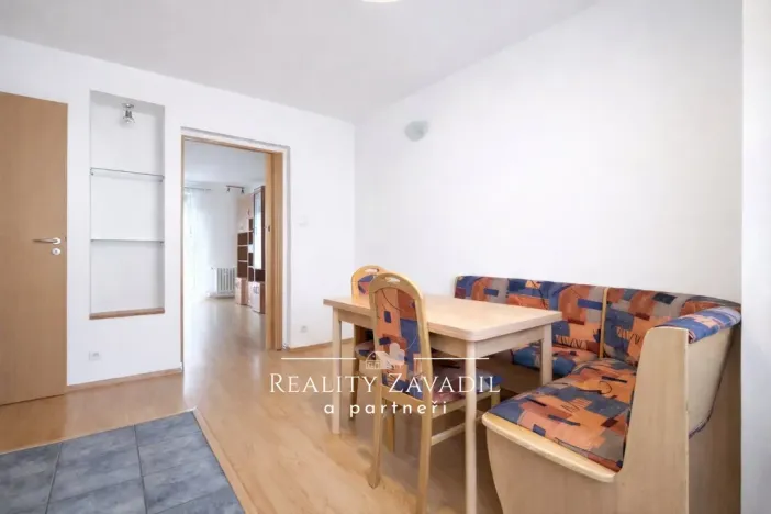 Pronájem bytu 2+1, Praha - Podolí, Jeremenkova, 49 m2