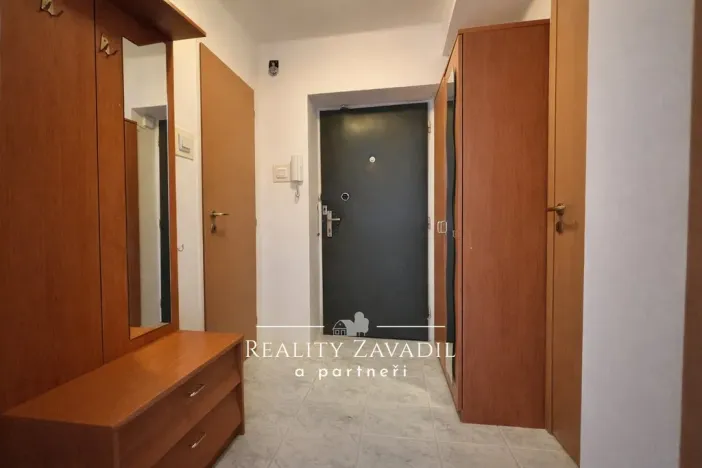 Pronájem bytu 2+1, Praha - Podolí, Jeremenkova, 49 m2